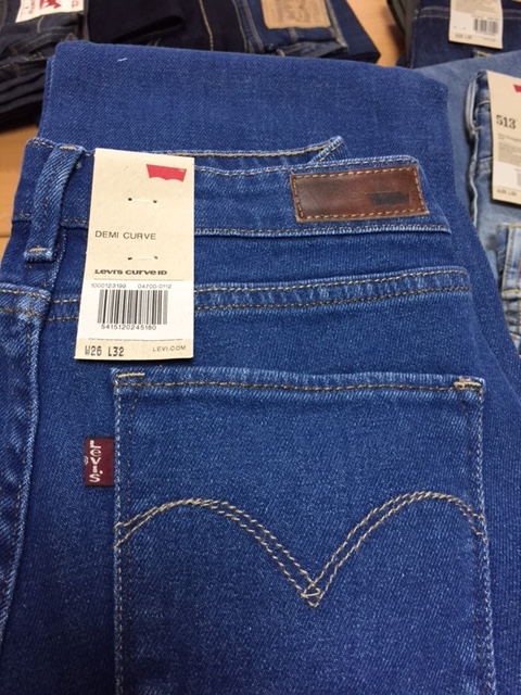 levi's misses jeans